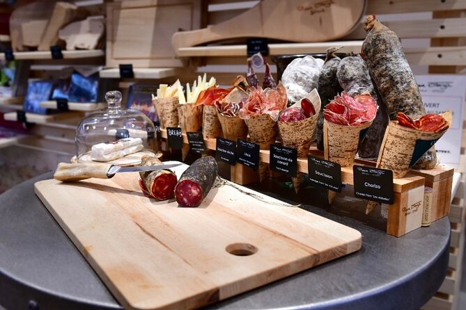 #1 Bordeaux Food and Wine Tasting Tour w/ Local Foodie Guide - A 3-Hour Bordeaux Bite Tour That Actually Feels Local