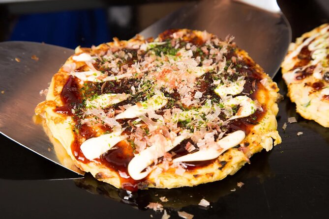 [1 Group Only] Tokyo Shinjuku Food Tour for Family - Shinjuku Golden Gai: The Tiny-Bar Labyrinth (Short and Memorable)