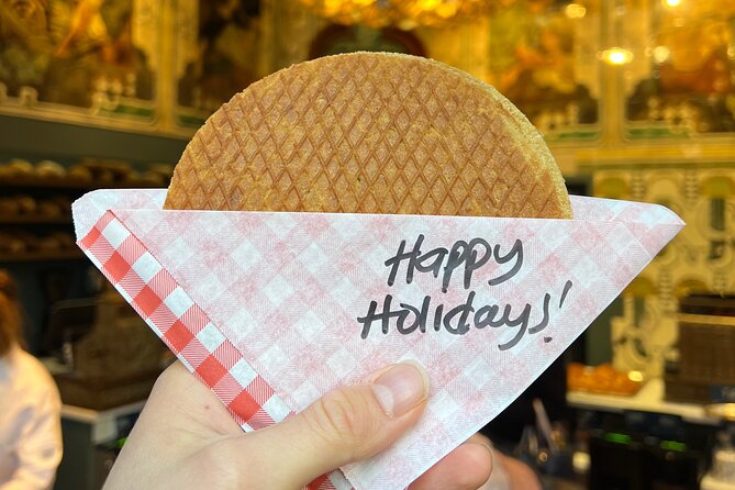 10 Tastes of Amsterdam: Food Tour by UNESCO Canals and Jordaan - Stop 2: Hans Egstorf stroopwafels made fresh