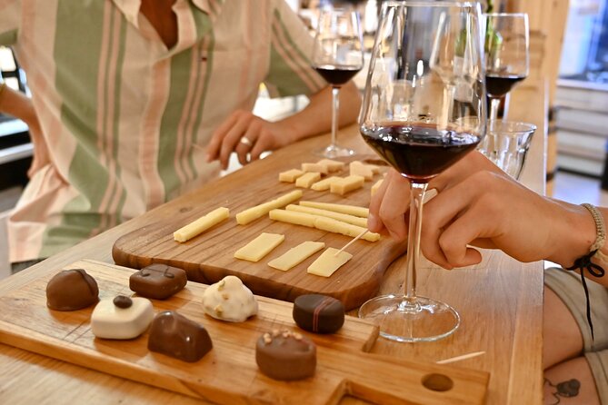 10 Tastes of Amsterdam: Food Tour by UNESCO Canals and Jordaan - Stop 4: Puccini Bomboni Dutch chocolate pralines