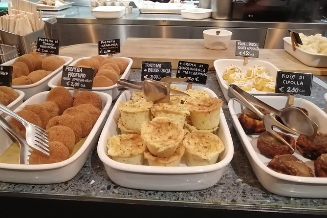 2.5 Hour Street Food Tour of Venice - What you’ll eat: cicchetti snacks, lunch, and the sweet finish