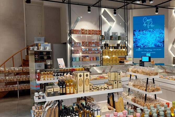 3-hour Food Tour : Uncover the Tastes of Luxembourg - Pont Adolphe and the 1923 Monument: Bridge + Remembrance