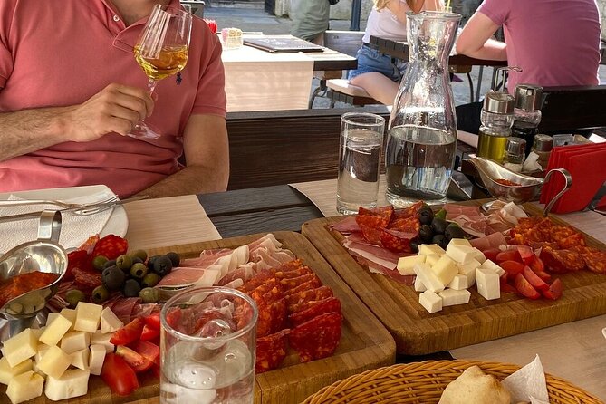 3 Hour Kotor Food Tour - Rick Steves' Recommended - Guides and group size: why people talk about the people, not just the plates