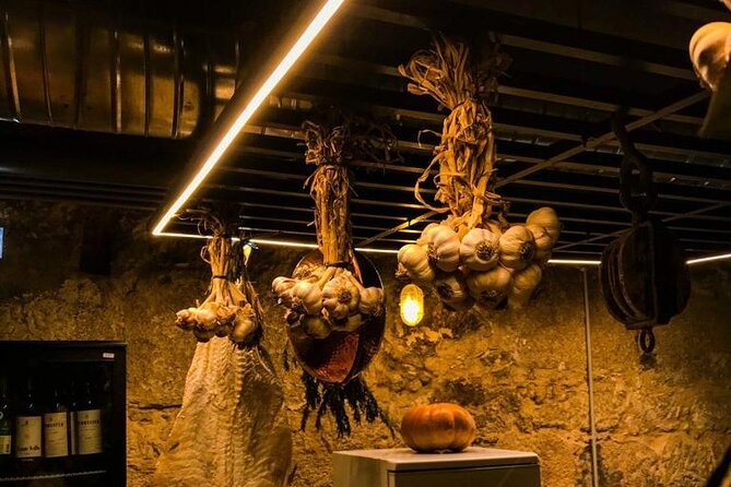 4-Hour Traditional Portuguese Food & Wine Tour in Porto - Porto Food and Wine on Foot: What This Tour Really Delivers