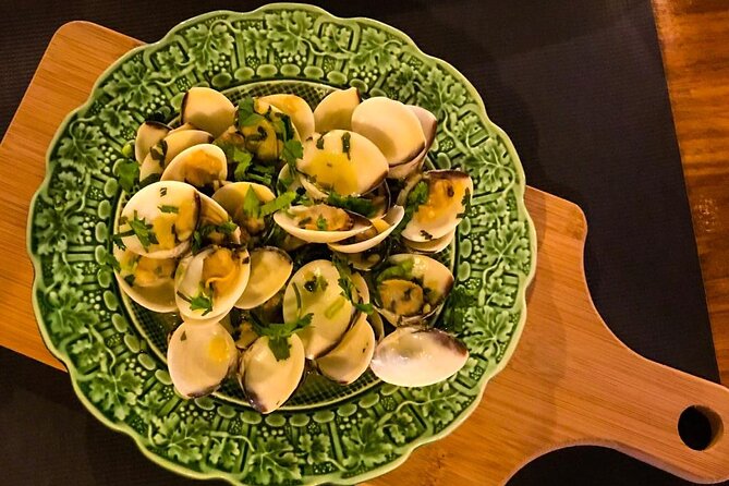 4-Hour Traditional Portuguese Food & Wine Tour in Porto - Meeting at Igreja de Santo Ildefonso: Your Afternoon Starts in the Right Place