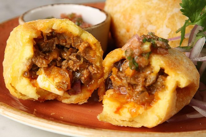 5 iconic restaurants of Lima a 3-hour guided food tour in Barranco - Stop 1–5: How the Restaurant Circuit Keeps Dinner Interesting