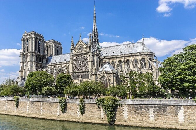 A Morning in Paris Food Tour: Croissants, Baguettes & Chocolate - Key things to know before you go