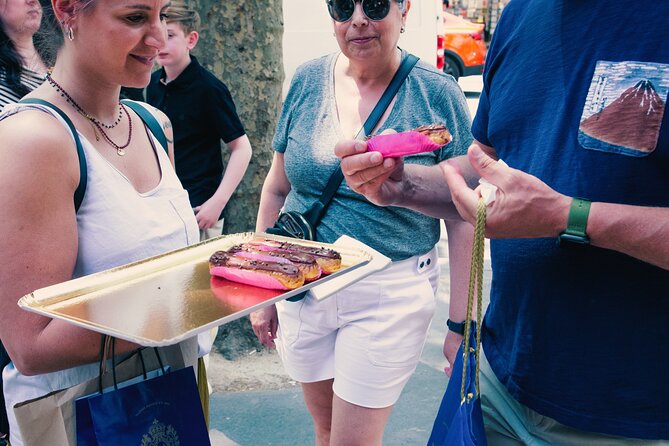 A Morning in Paris Food Tour: Croissants, Baguettes & Chocolate - Chocolate on purpose: bean-to-bar makers and classic Paris technique