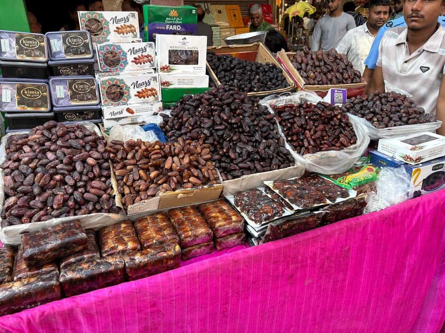 Agra: Street Food Tour with Spice Market on Tuk-Tuk Ride - What to Eat if You Have Limits (and How to Avoid Too Much Ordering)