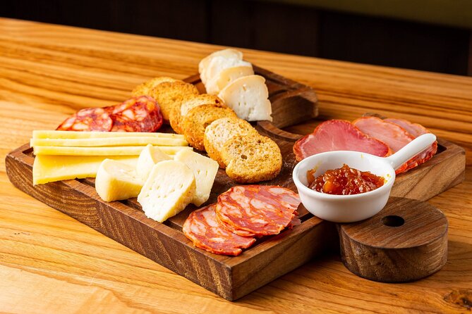 Albufeira Food Experience: Land & Sea Tapas w/ Wines - Guides and Vibe: What to Expect From the People Running It