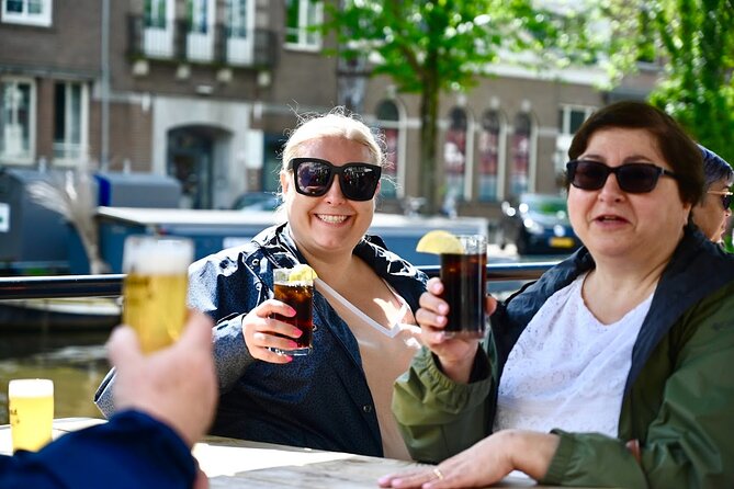 Amsterdam Food Tour of 10+ Local Classic Tastings in Jordaan Area - Guides That Make the Difference: What You Can Expect from the Best Departures