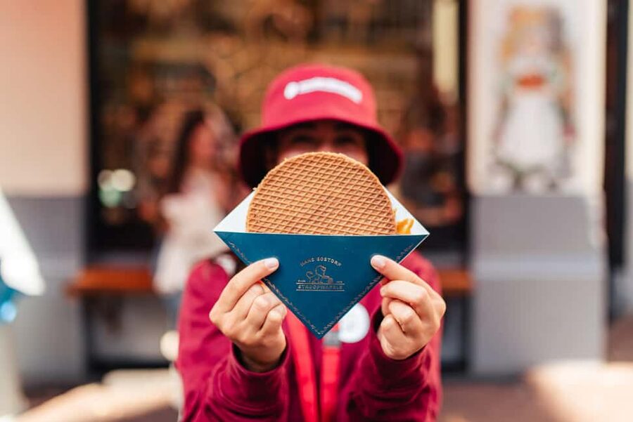 Amsterdam: Guided Cultural Food Tour in English or German - Where this tour starts at Dam Square and why it matters