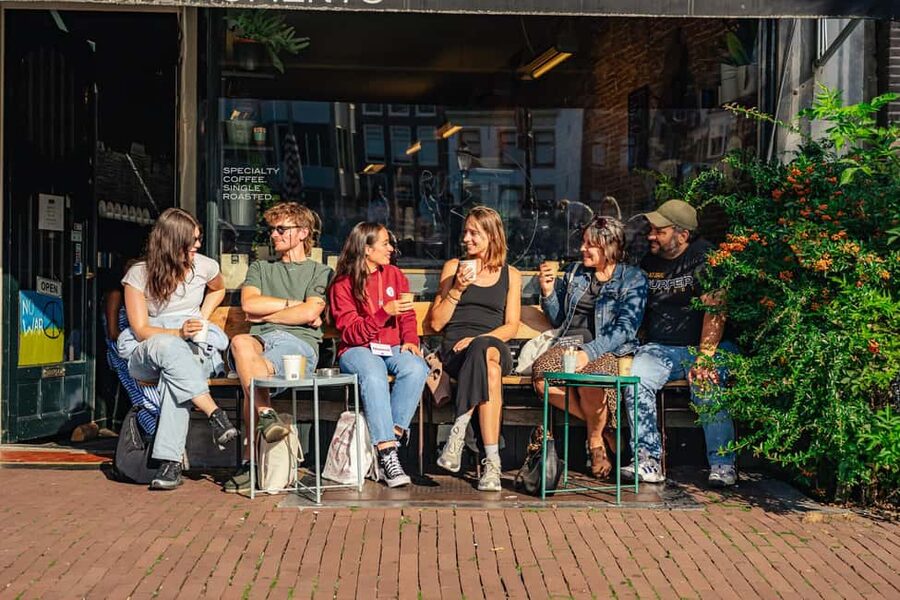 Amsterdam: Guided Cultural Food Tour in English or German - How the guide turns food into city stories