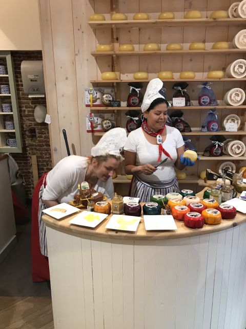 Amsterdam: Private Red Light District and Food Tour - Key takeaways before you go