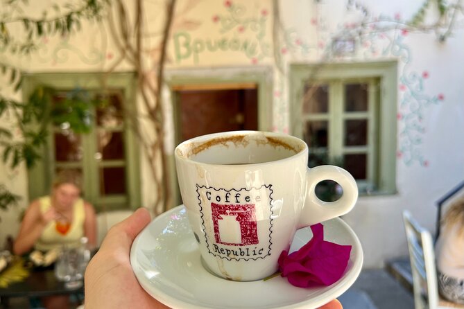 Athens Food Tour with 10+ Tastings of Greek Traditional Dishes - Pace, Group Size, and Practical Tips for Walking