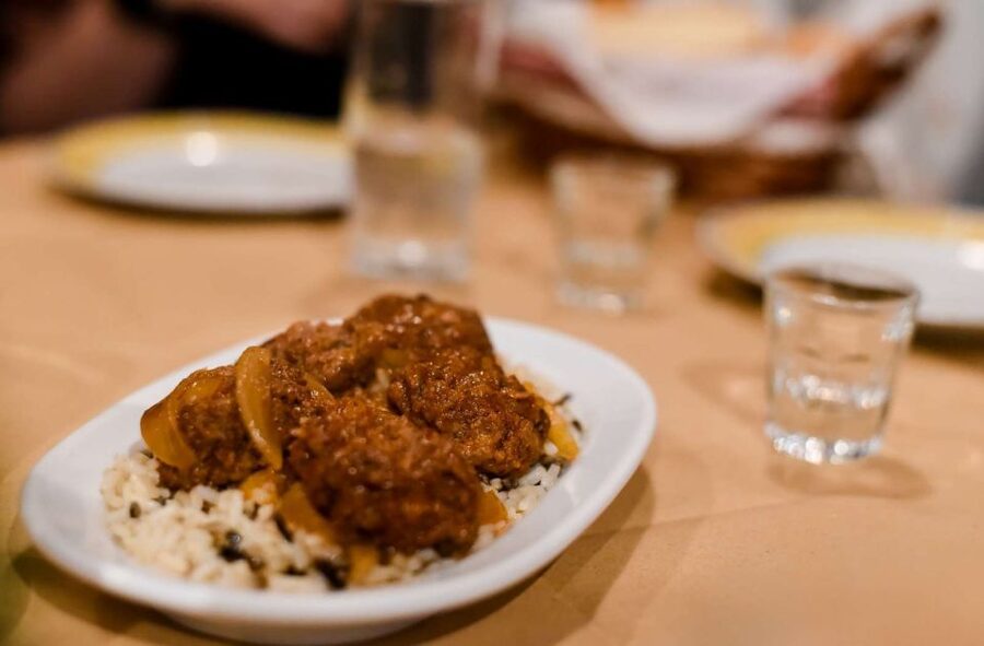 Athens: Premium Food and Wine Tasting Tour in the evening - Syntagma to Plaka: The Walking Route You Don’t Get by Picking a Restaurant