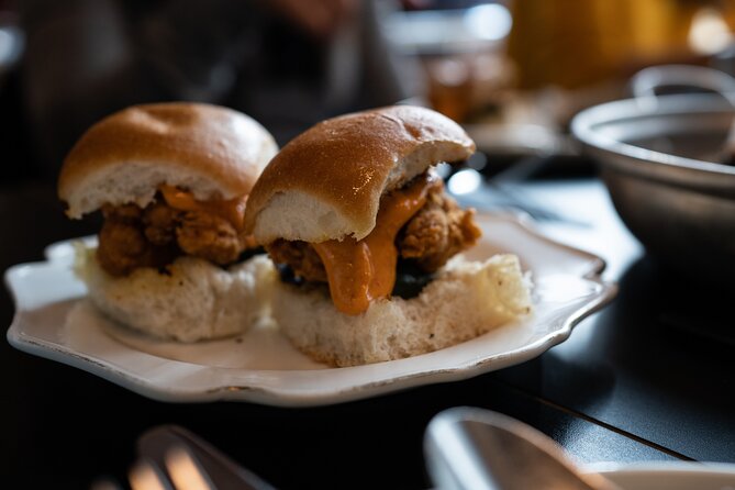 Auckland: Flavours of our City Food Walk - The walk: easy city sightseeing with real stops