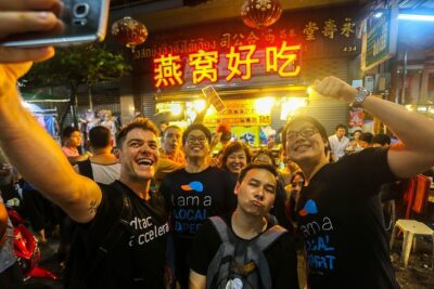 Authentic Street Food Tour in China Town Bangkok - The 2.5-hour walk: how the tastings are paced