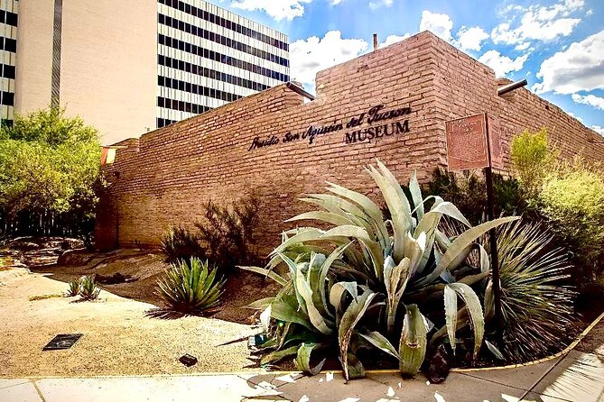 Authentic Tucson Food Tour with 6 Dishes of Southwestern Flavors - Tucson’s food walk starts in Mercado San Agustín, not a random restaurant