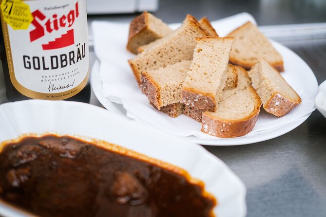 Authentic Vienna Food Tour inc. lunch, street food, 3 drinks - Neubau finish: coffee, tea, or hot chocolate