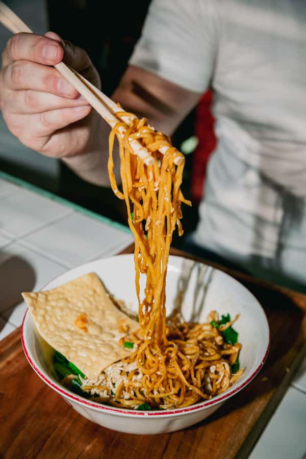 Bali: Bites Food Tour with over 15 Tastings - The 4-hour rhythm: 7–8 stops that add up to a full meal