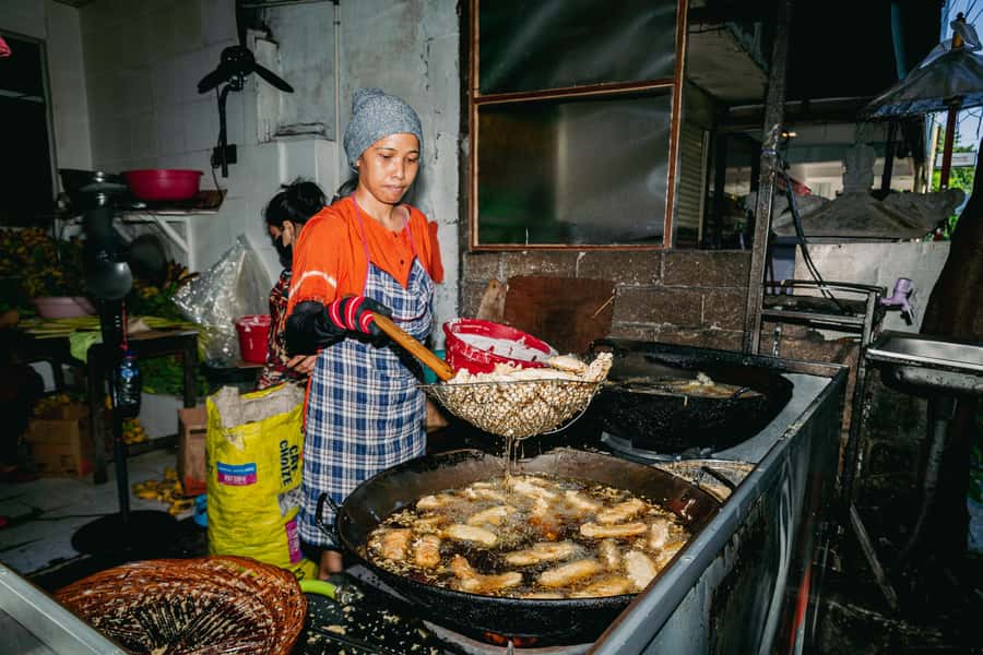Bali: Bites Food Tour with over 15 Tastings - Where to meet: Inna Bali Heritage Hotel, then walk into the evening