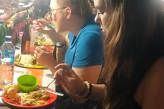 Bali Food Tour: Savor Street Food and Night Market Adventures - Guide Style: How Putu, Nata, Tu, and Nara Improve the Night