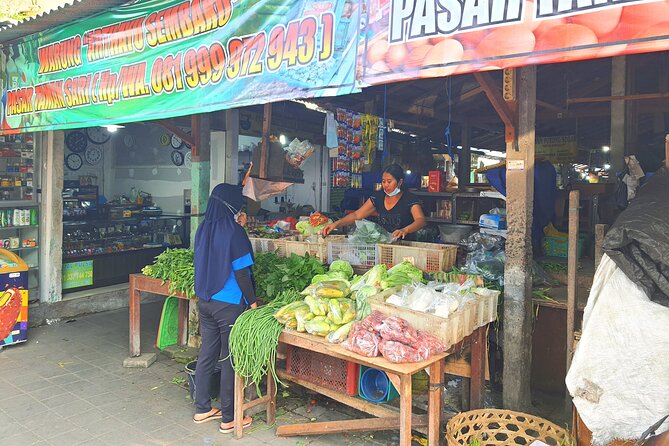 Bali Small Group Street Food Tour - The guide factor: getting tips you can use after the tour