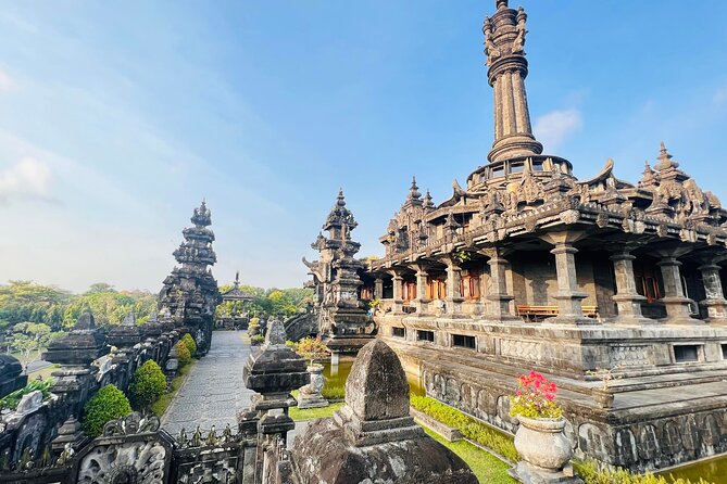 Bali Street Food Tour - Stop 2: Kreneng Market and the Balinese sweets circuit