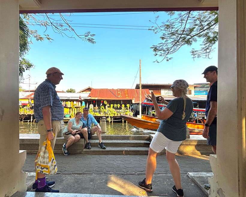 Bangkok: Bike, Boat & Food Tour in Thonburi - The longtail boat cruise at Bangkok Yai