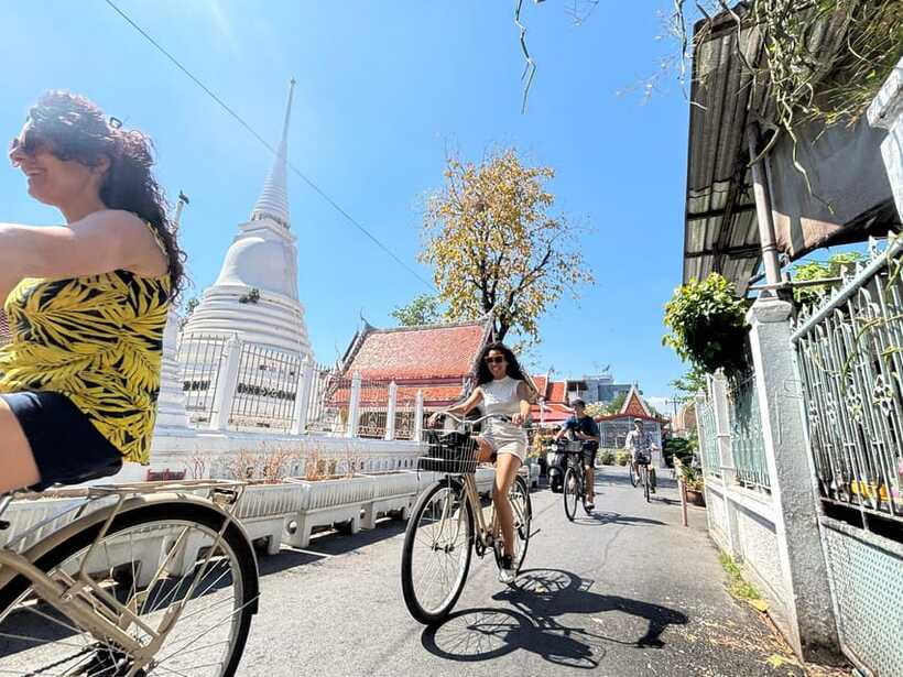 Bangkok: Bike, Boat & Food Tour in Thonburi - Pedal through farms—and watch the train pass
