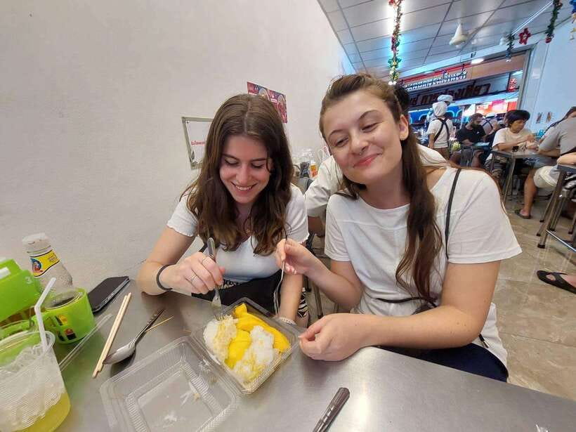 Bangkok: Chinatown Food Tour with Michelin Food Stalls - Price and Value: How $36 Can Work in Bangkok