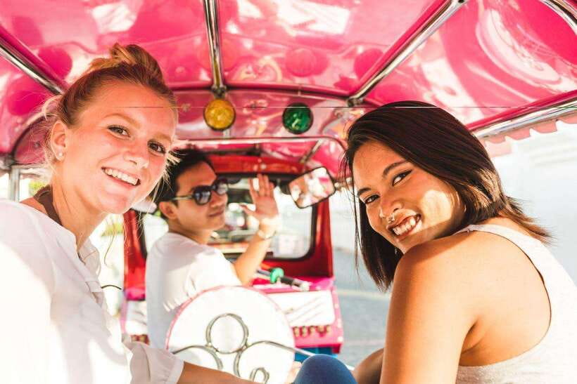Bangkok Electric Tuk Tuk: Street Food & Markets - Wang Lang Market: snack your way through Thai flavors and desserts