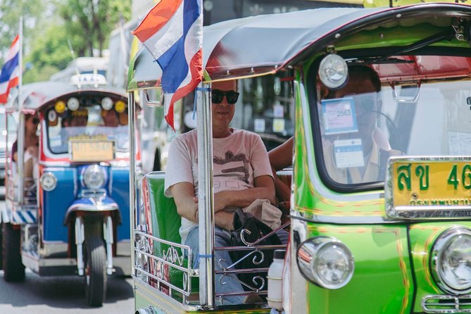 Bangkok Electric Tuk Tuk: Thonburi, Wang Lang & Food Tour - Wang Lang Market food: where the Grand Palace view is part of the meal