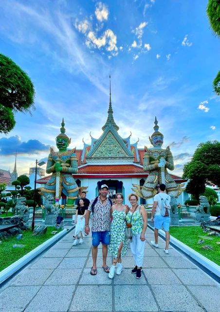 Bangkok: Highlights with Food Tour & Sunset in Wat Arun - Chinatown Street Food Tasting That Actually Feels Like Bangkok