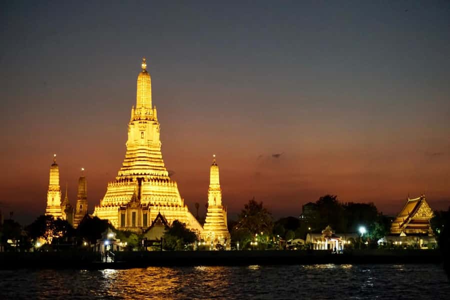 Bangkok: Highlights with Food Tour & Sunset in Wat Arun - Guide Matters: Annie’s Adaptation and Koh’s Calm Flow