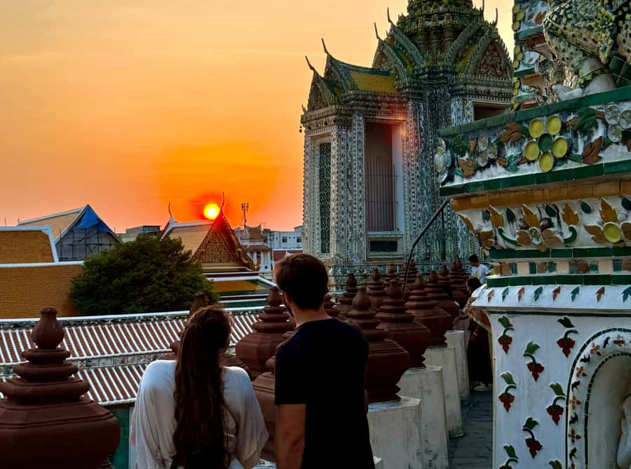 Bangkok: Highlights with Food Tour & Sunset in Wat Arun - 4:30 PM Meeting Point: The Small Detail That Changes Your Evening