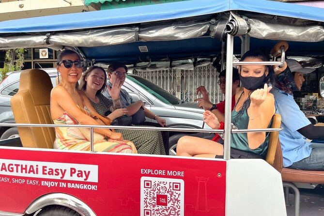 Bangkok Michelin Food Tour (3 Stops, 8 tastings) - Mango sticky rice in Phra Nakhon, then a slow alley walk
