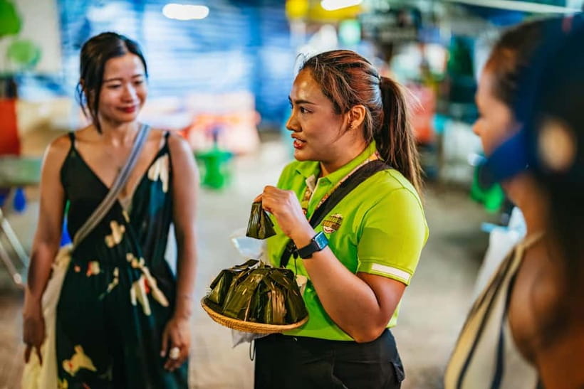 Bangkok: Midnight Food Tour by Tuk-Tuk - Getting Started at Sam Yan (And Why This Pickup Matters)