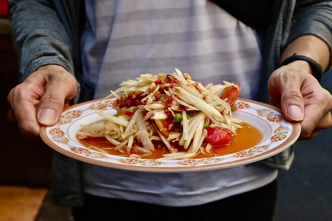 Bangkok Private Walking Food Tour with 10+ Tastings in Chinatown - The Menu Breakdown: What You’ll Taste (and Why It’s a Lot)
