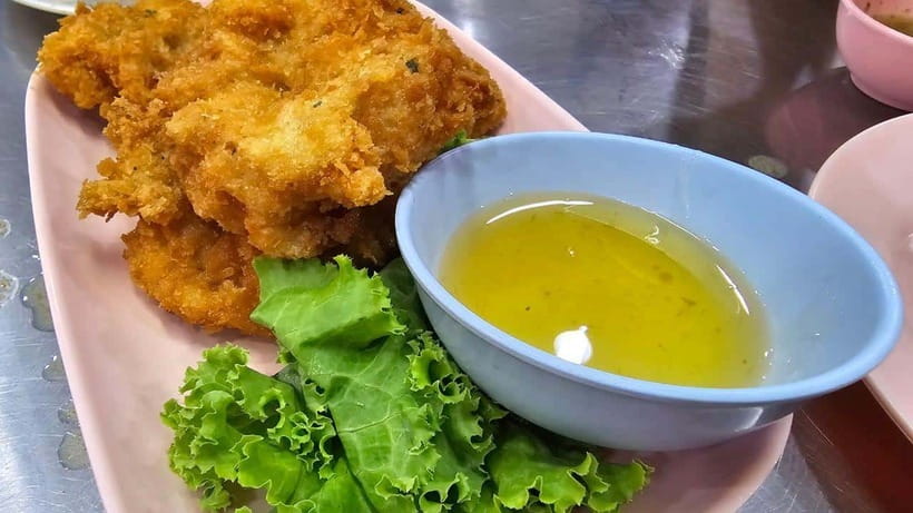 Bangkok: Street Food Tasting Tour at Night - What You’ll Actually Taste: Thai-Chinese Favorites and Top Local Picks