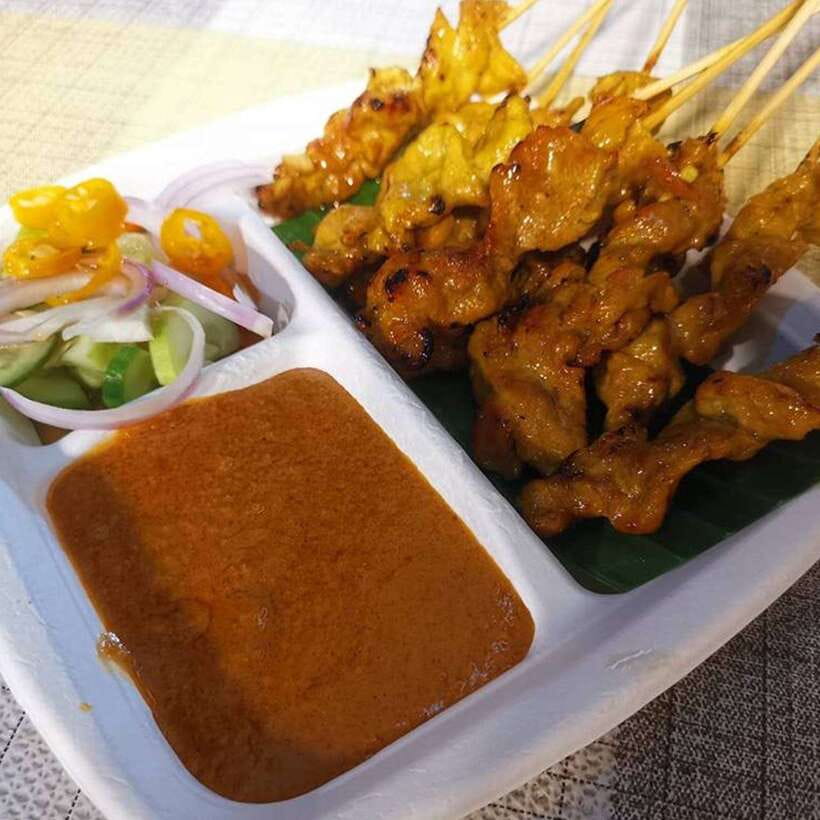 Bangkok: Street Food Tasting Tour at Night - Walking the Night Market: Comfort, Crowds, and Common-Sense Prep