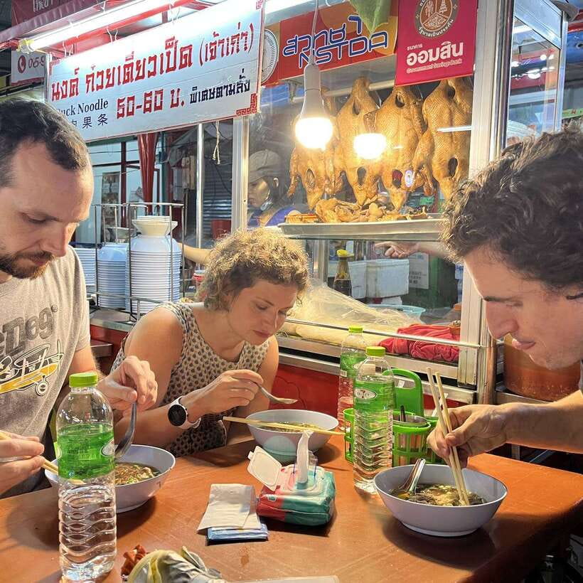 Bangkok: Street Food Tasting Tour at Night - Who This Bangkok Chinatown Night Food Tour Is Best For