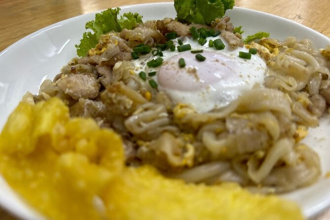 Bangkok Tuk Tuk Food Tour By Night - The heart of the tour: at least seven tastings (and how to eat smart)