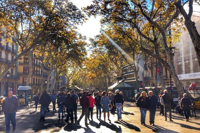 Barcelona Food Tour: Market & Gothic Quarter with Expert Guide - Meeting point details: don’t let logistics steal your appetite