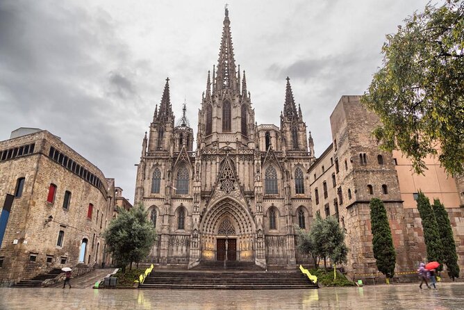 Barcelona Food Tour: Tapas, Paella, Sangria & 8+ Local Tastings - Key things I’d mark down before you book
