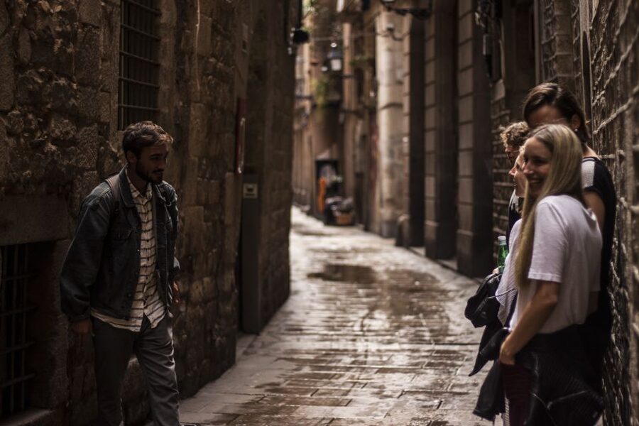 Barcelona: Old Town Tapas & Paella Food Tour with 8 Tastings - A 1849 bakery start: Catalan pastry as your first “food lesson”