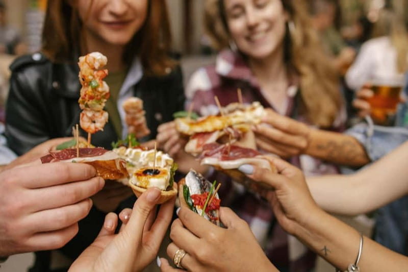 Barcelona: Tapas Food Crawl Walking Tour with Tastings - Why a tapas food crawl is one of the smartest ways to eat in Barcelona