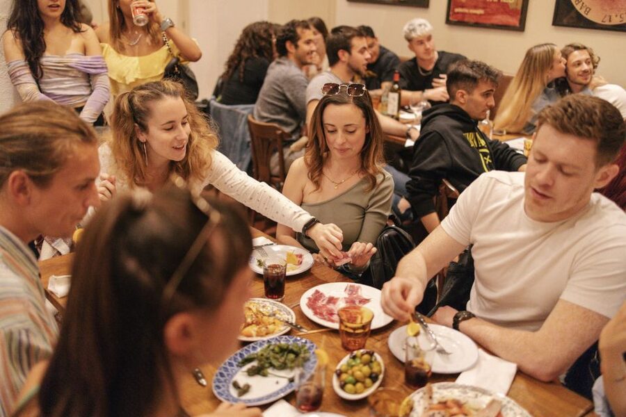 Barcelona: Tapas Food Crawl Walking Tour with Tastings - The tastings: croquetas, pinchos, bravas, pan con tomate, paella