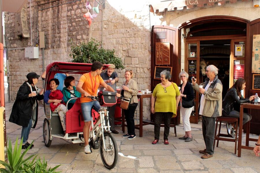 Bari: Rickshaw Street Food Tour - Start Point at Velo Service: Quick, Easy, and Right by Piazza Mercantile